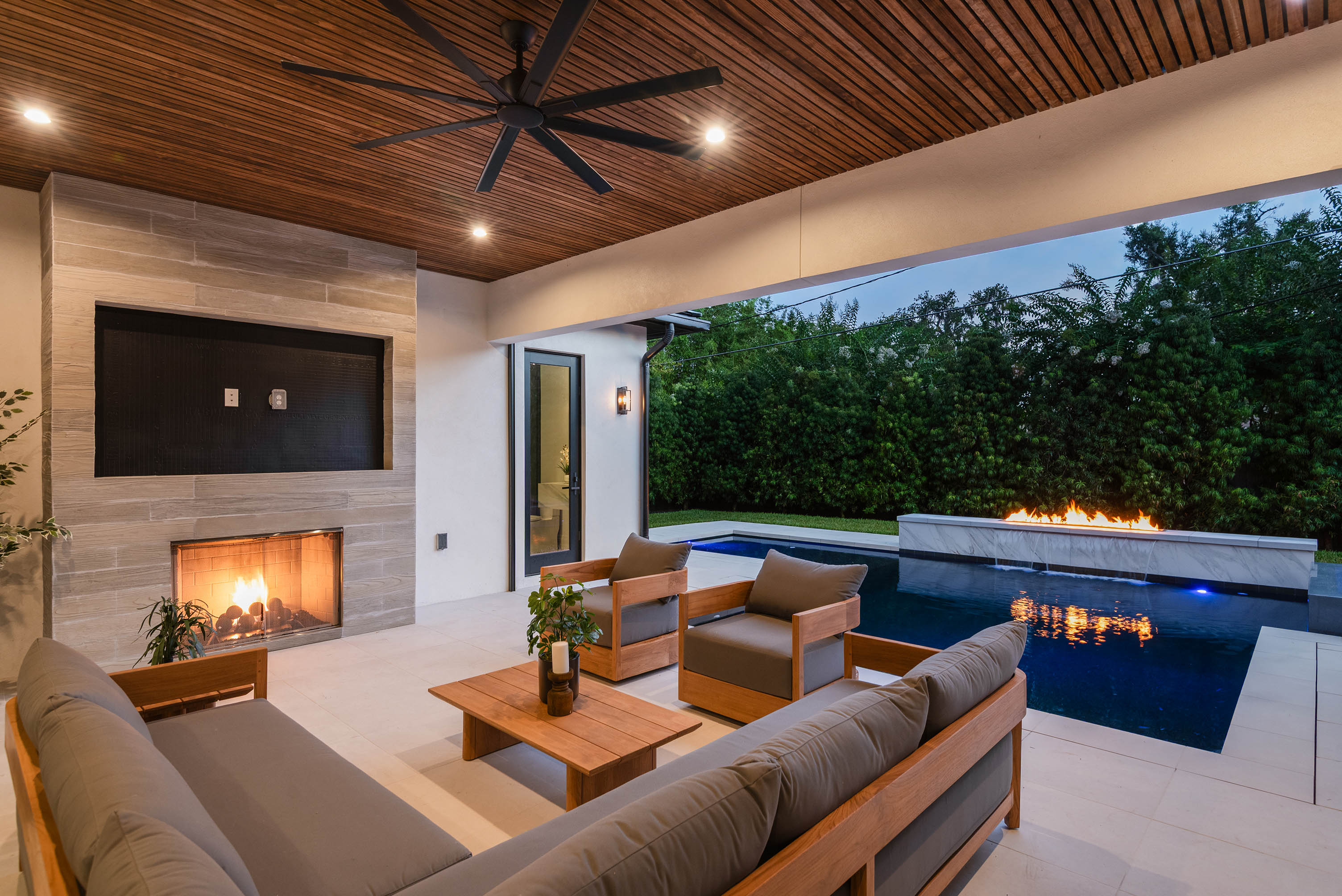 AMK Pools — Luxury Aquatic Design