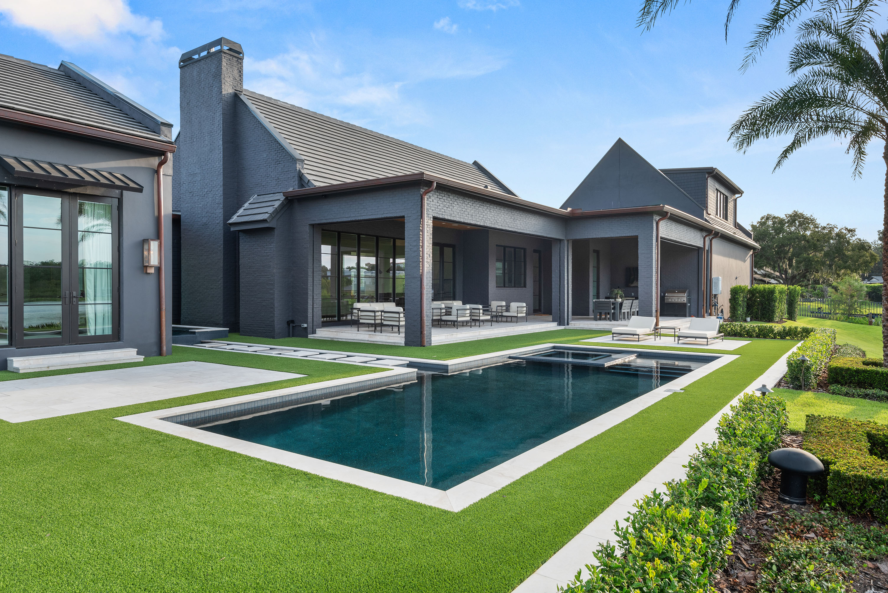 AMK Pools — Luxury Aquatic Design